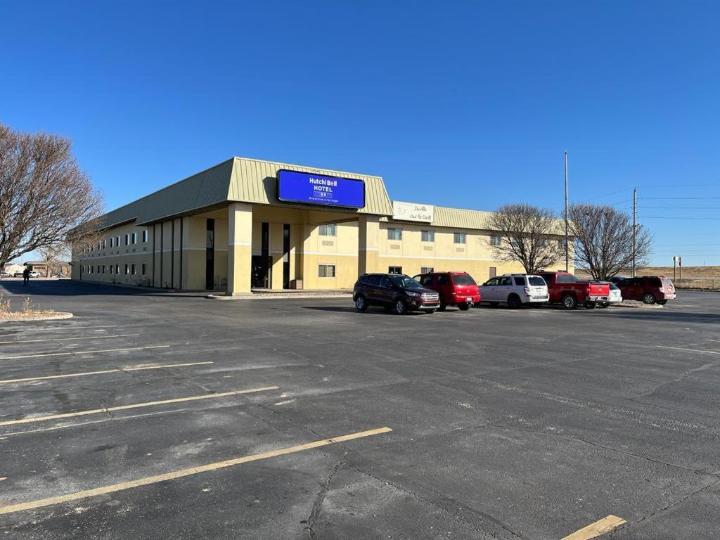 Hutchi Bell Hotel South Hutchinson Екстериор снимка